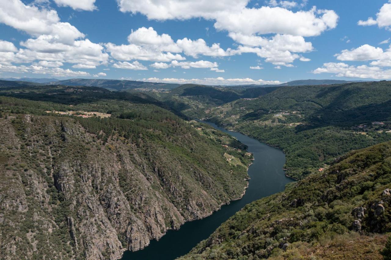 Alojamiento Turistico Caxide Parada De Sil Ribeira Sacra Parada del Sil Exterior foto