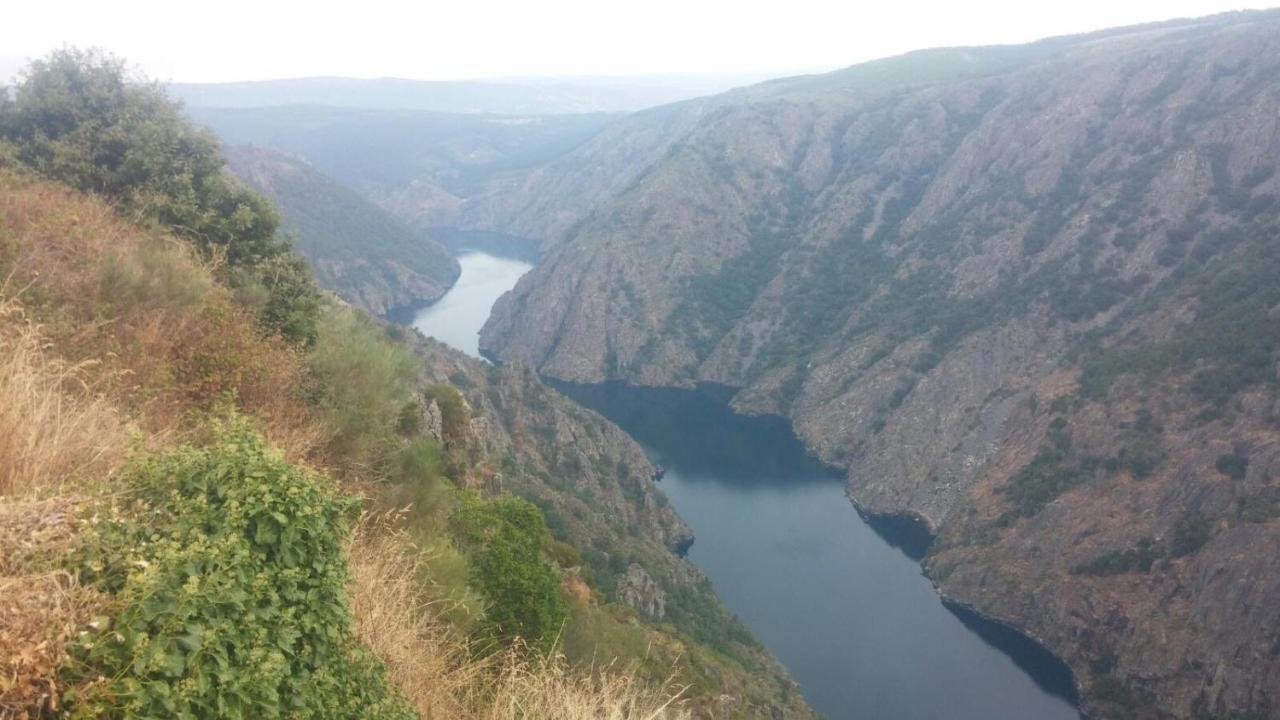 Alojamiento Turistico Caxide Parada De Sil Ribeira Sacra Parada del Sil Exterior foto
